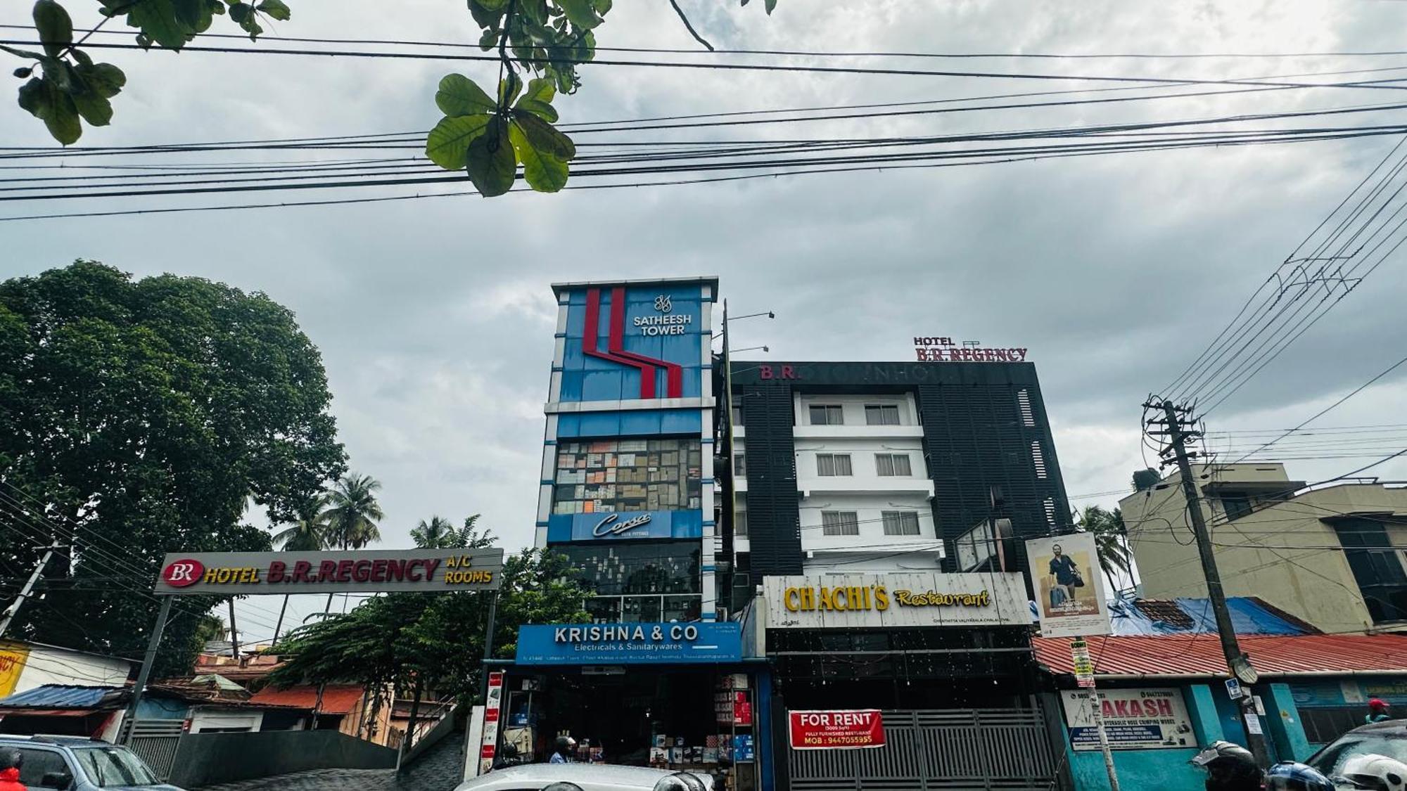 Hotel B R Regency Thiruvananthapuram Kültér fotó